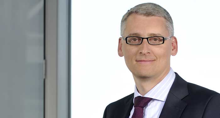Jürgen Walter – Fujitsu